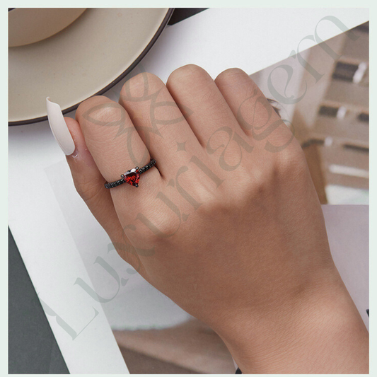 Sterling Silver S925 Dark Night Heart-shaped Ring