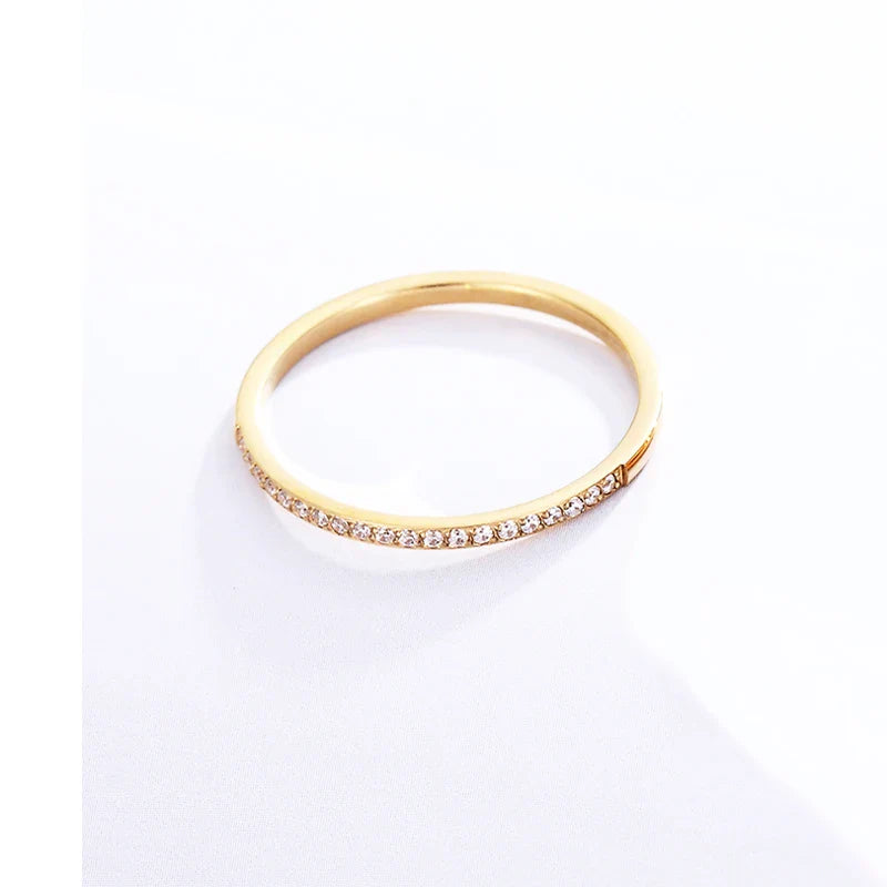 Vintage-Inspired Zirconia Ring