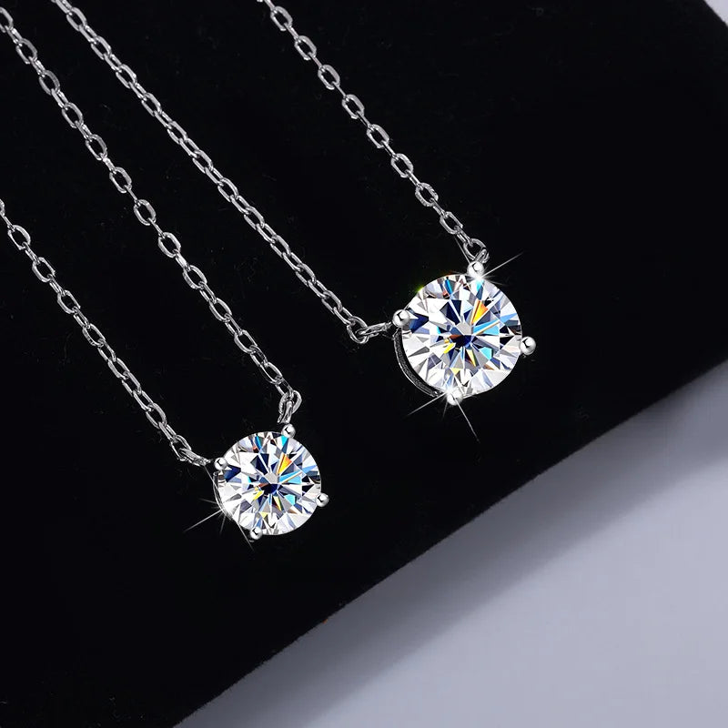 Moissanite Pendant Necklace (925 Silver)