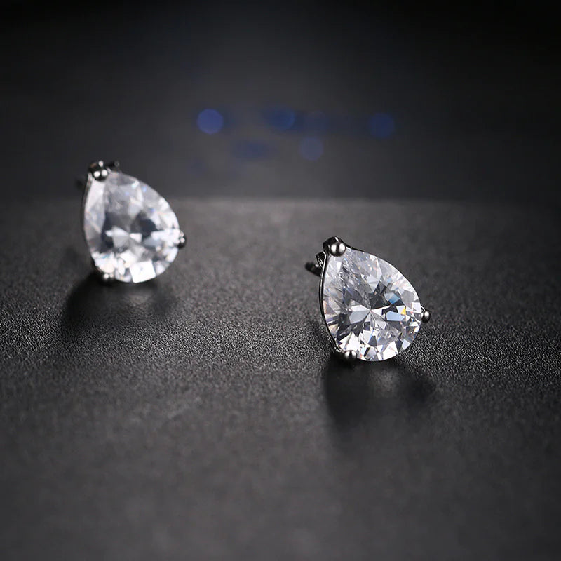 Women's Zircon Clavicle Chain Jewelry Set